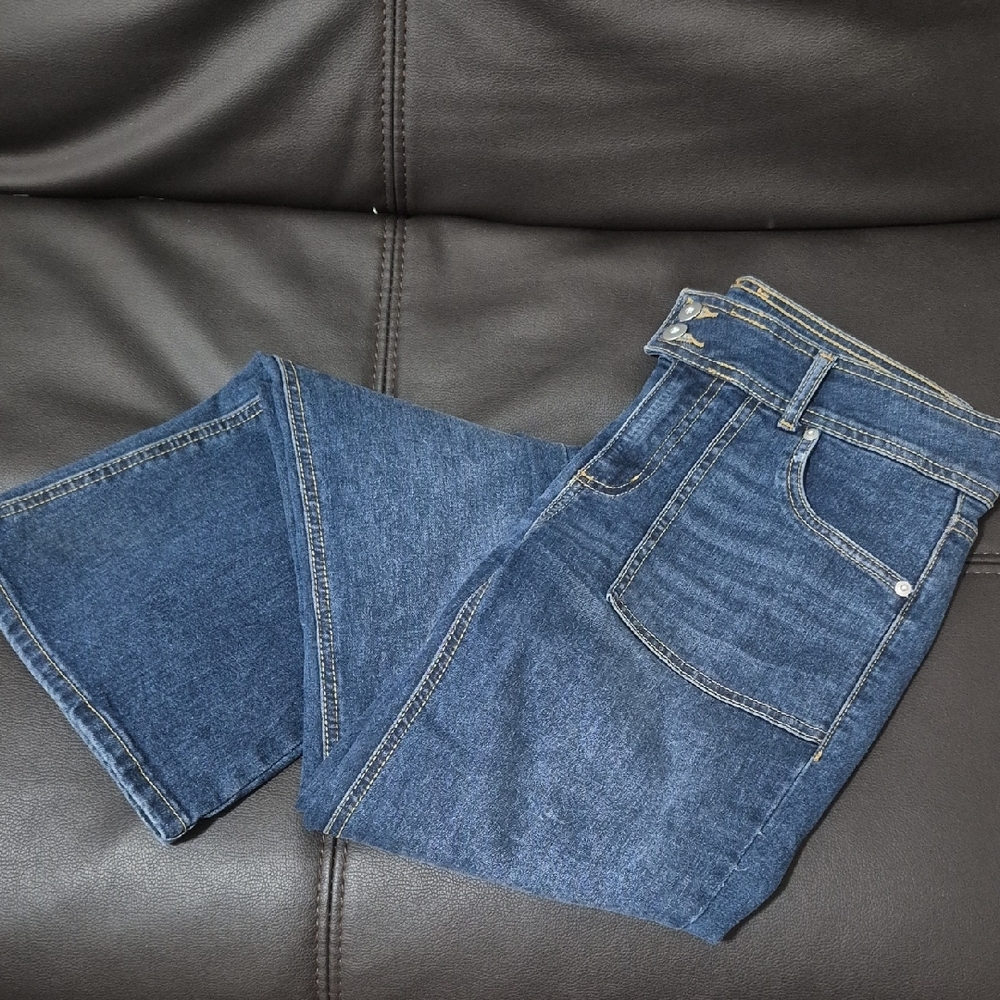 DONATED - Picture 2 of 6